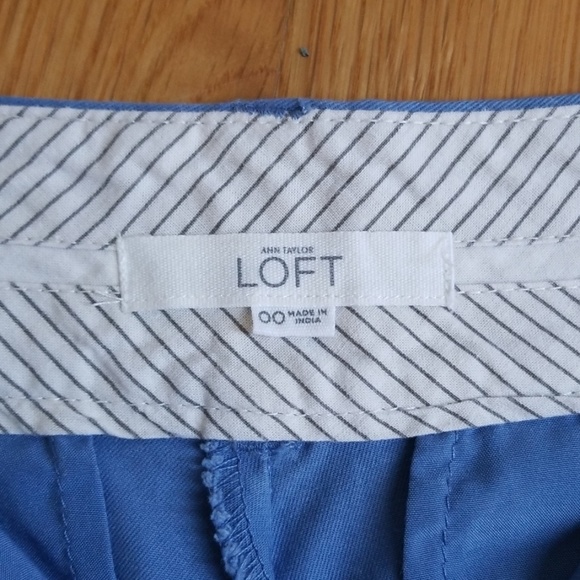 EUC, Pretty Blue Loft Shorts! - Picture 4 of 5